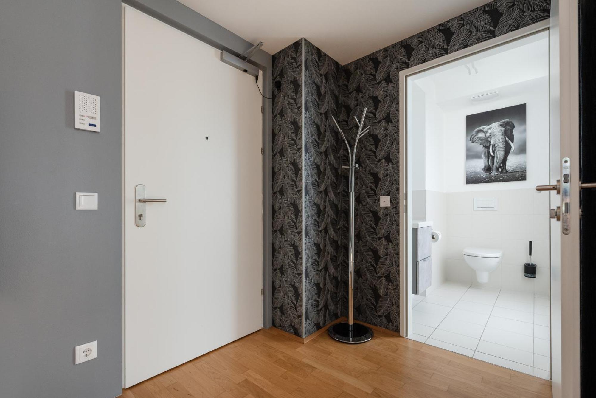 Apartment Mit Traumhafter Dachterrasse & Weitblick Wiedeń Zewnętrze zdjęcie